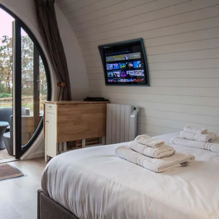 High Oaks Grange - Glamping Hotel Pickering Room photo