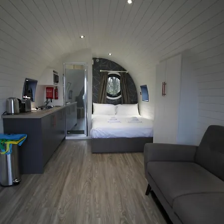 High Oaks Grange - Glamping Hotel Pickering Room photo
