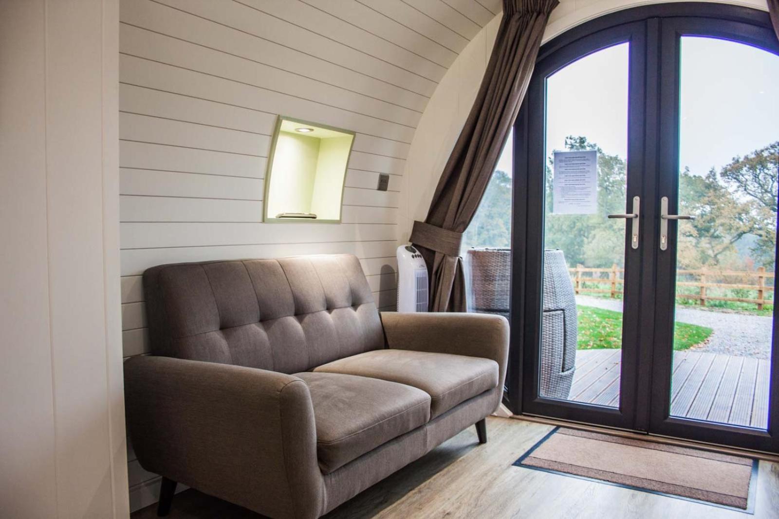 High Oaks Grange - Glamping